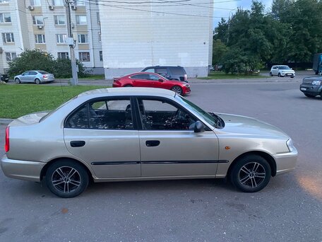 2006 Hyundai Accent ТагАЗ II, жёлтый, 370000 рублей, вид 3