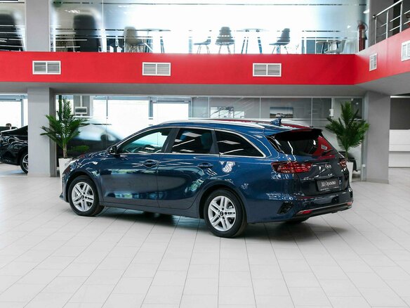2020 Kia Ceed III, синий, 1590000 рублей - вид 3