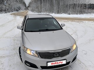 2009 Kia Magentis II Рестайлинг, серебристый, 620000 рублей, вид 3