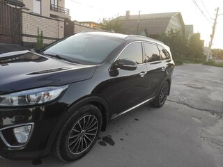 2017 Kia Sorento III Prime, чёрный, 2500000 рублей, вид 3