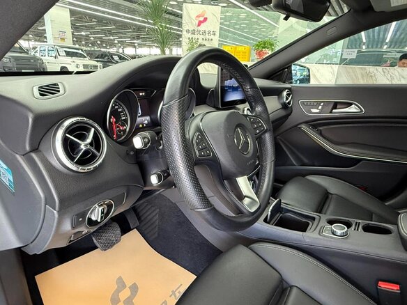 2019 Mercedes-Benz CLA 200 I (C117, X117) Рестайлинг, чёрный - вид 18