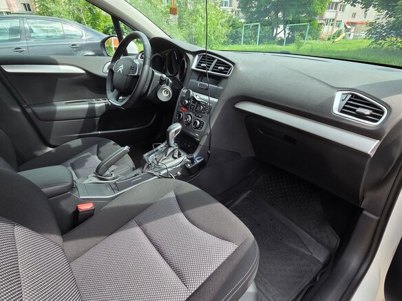 2019 Citroen C4 II Рестайлинг, белый, 1600000 рублей - вид 7