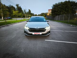 2022 Skoda Octavia IV (A8), коричневый, 2500000 рублей, вид 2