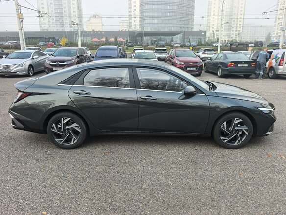 2026 Hyundai Elantra VII (CN7) Рестайлинг, серый, 2050000 рублей - вид 3