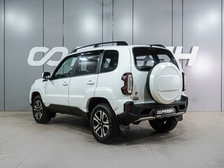 2025 Lada (ВАЗ) Niva Travel I Рестайлинг, белый, 1499000 рублей, вид 2