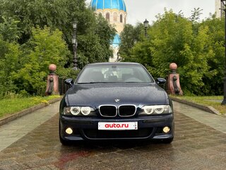 2000 BMW 5 серии 540i IV (E39) Рестайлинг, синий, 1450000 рублей, вид 2