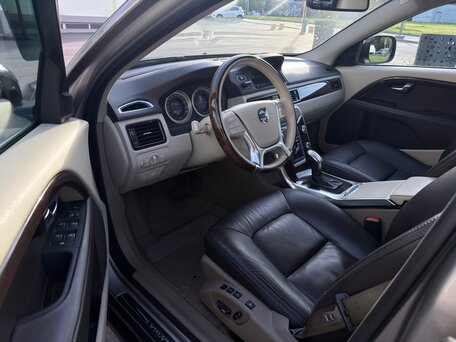 2013 Volvo XC70 II, бежевый, 2599000 рублей, вид 2