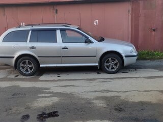 2003 Skoda Octavia I (A4) Рестайлинг, серебристый, 350000 рублей, вид 2