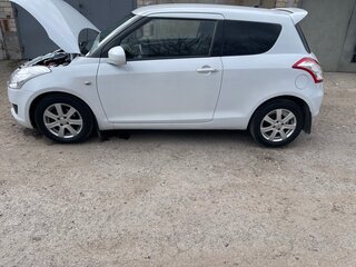 2013 Suzuki Swift IV Рестайлинг, белый, 690000 рублей, вид 5
