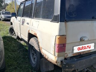 1987 Nissan Patrol III (K160, K260), белый, 320000 рублей, вид 3