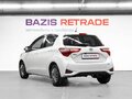 2018 Toyota Vitz III (XP130) Рестайлинг 2, белый - вид 6