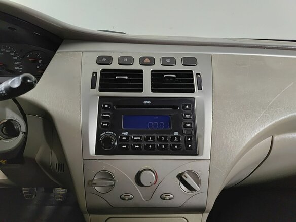 2009 Vortex Estina I, чёрный, 165000 рублей - вид 14