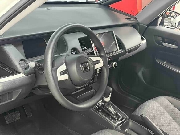 2022 Honda Fit Crosstar IV, белый - вид 10