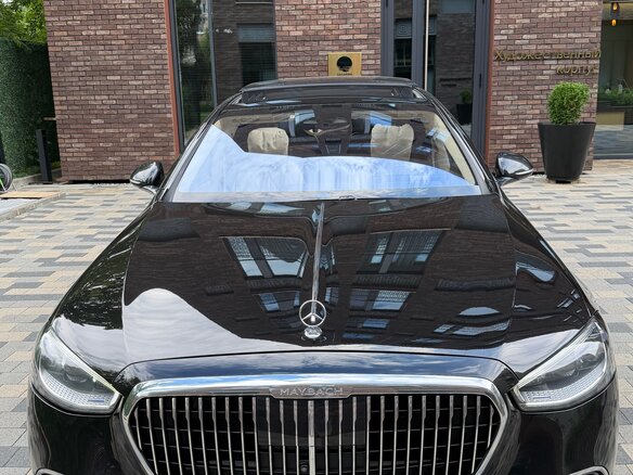 2021 Mercedes-Benz Maybach S-Класс 580 II (Z223), чёрный - вид 1