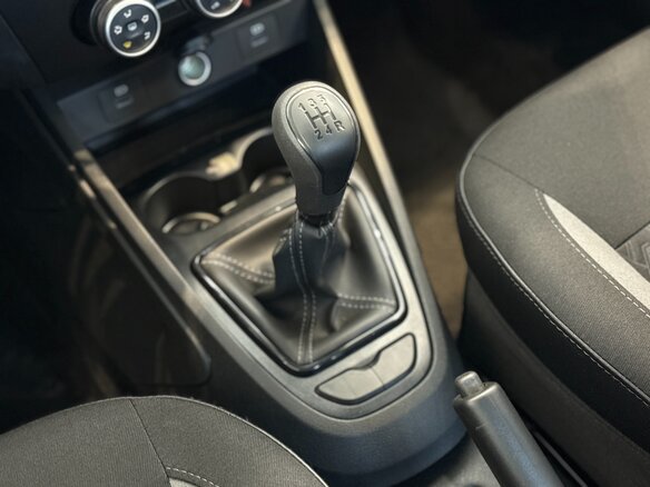 2026 Lada (ВАЗ) Vesta I Рестайлинг (NG), белый, 1581000 рублей - вид 25