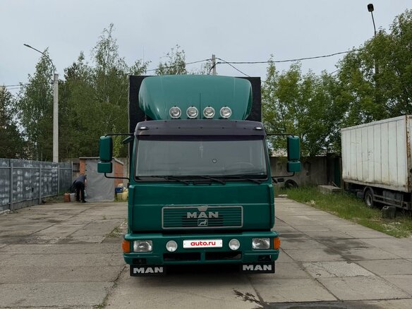 2000 MAN 8, зелёный, 2000000 рублей - вид 4