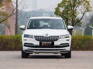 2023 Skoda Karoq I Рестайлинг, белый, 2160000 рублей, вид 2