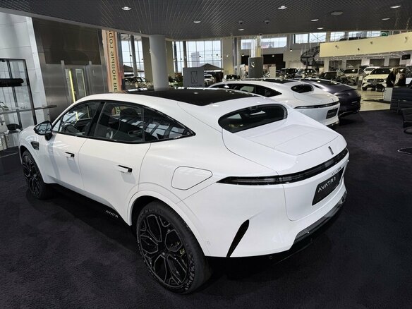 2025 Avatr 11 116 kWh I, белый - вид 6