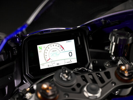 2026 Yamaha YZF-R9, синий, 1699000 рублей, вид 2