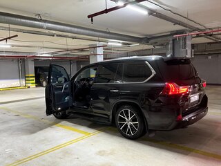 2018 Lexus LX 570 III Рестайлинг 2, чёрный, 5800000 рублей, вид 5
