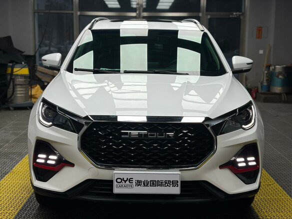 2023 Jetour X70 I Рестайлинг 2, белый - вид 1