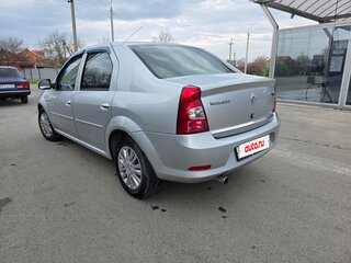 2011 Renault Logan I Рестайлинг, серебристый, 550000 рублей, вид 4