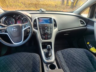 2011 Opel Astra J, чёрный, 600000 рублей, вид 5