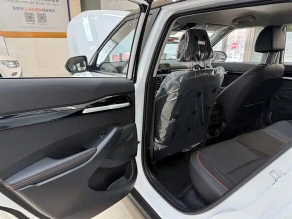 2026 Kia Seltos I Рестайлинг, белый - вид 16