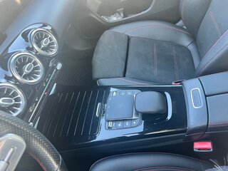 2020 Mercedes-Benz CLA 200 II (C118, X118), красный, 3100000 рублей, вид 5