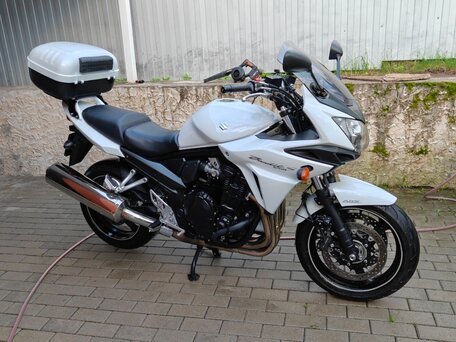 2016 Suzuki Bandit GSF 1250, белый, 644000 рублей, вид 1