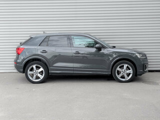 2021 Audi Q2 L I, серый, 2770000 рублей, вид 4