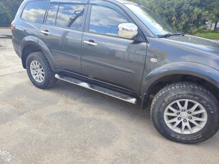 2011 Mitsubishi Pajero Sport II, серый, 1750000 рублей, вид 2