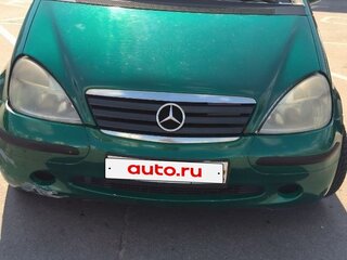 2000 Mercedes-Benz A-Класс 140 I (W168), зелёный, 430000 рублей, вид 1