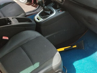 2012 Renault Scenic III Рестайлинг, красный, 915000 рублей, вид 5