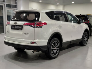 2017 Toyota RAV4 IV (XA40) Рестайлинг, белый, 2153000 рублей, вид 5