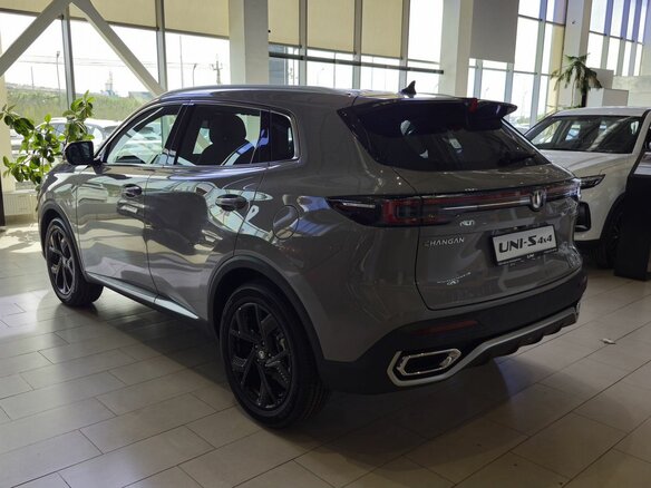 2026 Changan UNI-S I Рестайлинг, серый, 3249900 рублей - вид 5