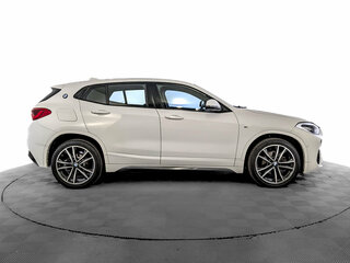 2019 BMW X2 sDrive18i I (F39), белый, 2395000 рублей, вид 4