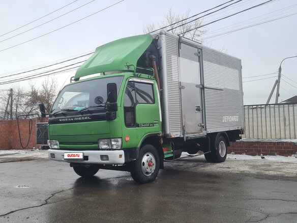 1994 Nissan Atlas, зелёный, 850000 рублей - вид 1