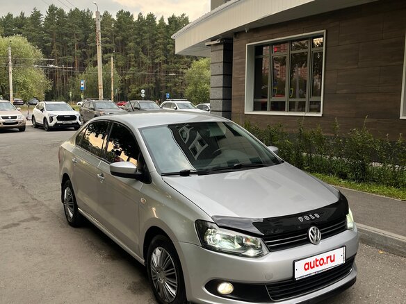 2013 Volkswagen Polo V, серебристый, 535000 рублей - вид 5