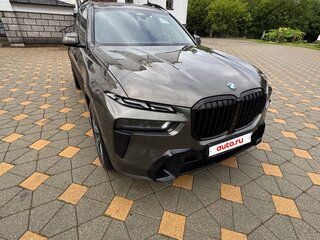 2022 BMW X7 40i I (G07) Рестайлинг, зелёный, 10800000 рублей, вид 2