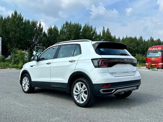 2022 Volkswagen T-Cross I (China Market), белый, 1600000 рублей, вид 4