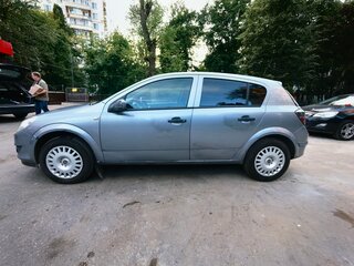 2007 Opel Astra H, серый, 329000 рублей, вид 4