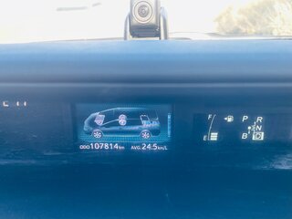 2019 Toyota Prius Alpha I (ZVW40/41) Рестайлинг, белый, 1680000 рублей, вид 5