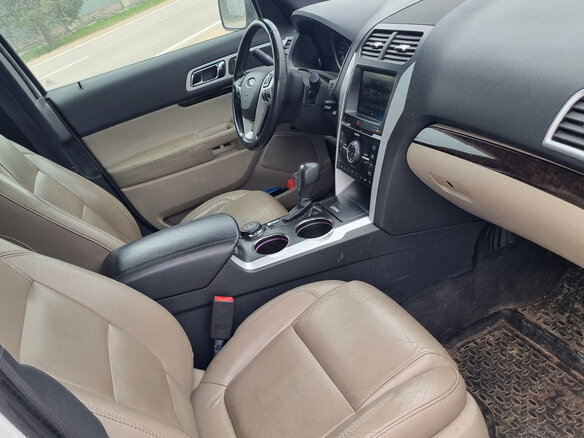 2012 Ford Explorer V, белый, 1099000 рублей - вид 8