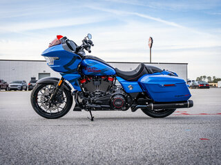 2026 Harley-Davidson CVO Road Glide ST, синий, 5790000 рублей, вид 5
