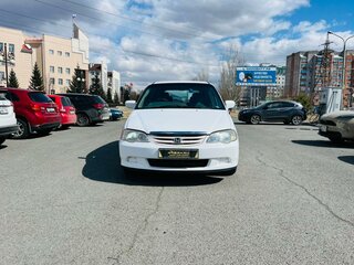 2000 Honda Odyssey II, белый, 549999 рублей, вид 3