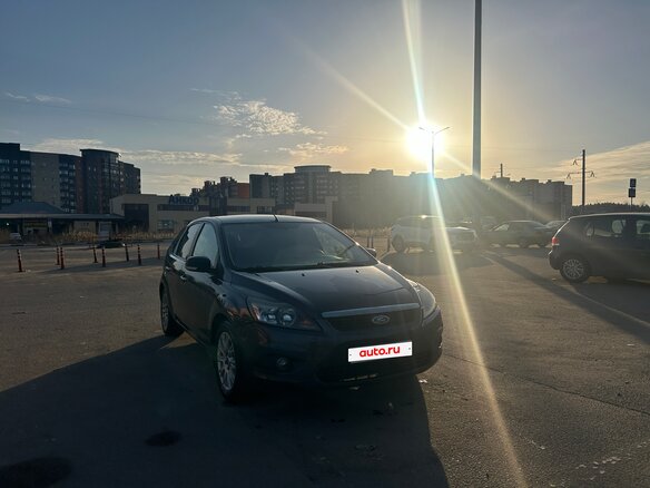 2008 Ford Focus II Рестайлинг, серый, 460000 рублей - вид 2