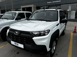 2026 Lada (ВАЗ) Niva Travel I Рестайлинг, белый, 1419000 рублей, вид 2