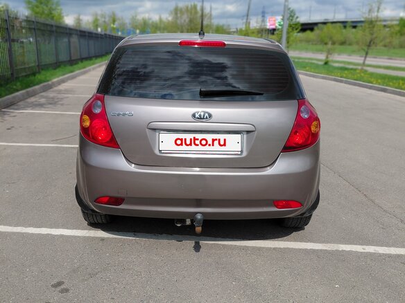 2009 Kia Ceed I, бежевый, 640000 рублей - вид 3