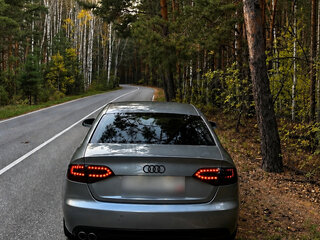 2010 Audi A4 IV (B8), серый, 1050000 рублей, вид 3